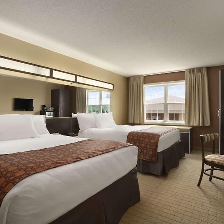 Microtel Inn & Suites By Wyndham Mineral Wells/Parkersburg Exterior foto